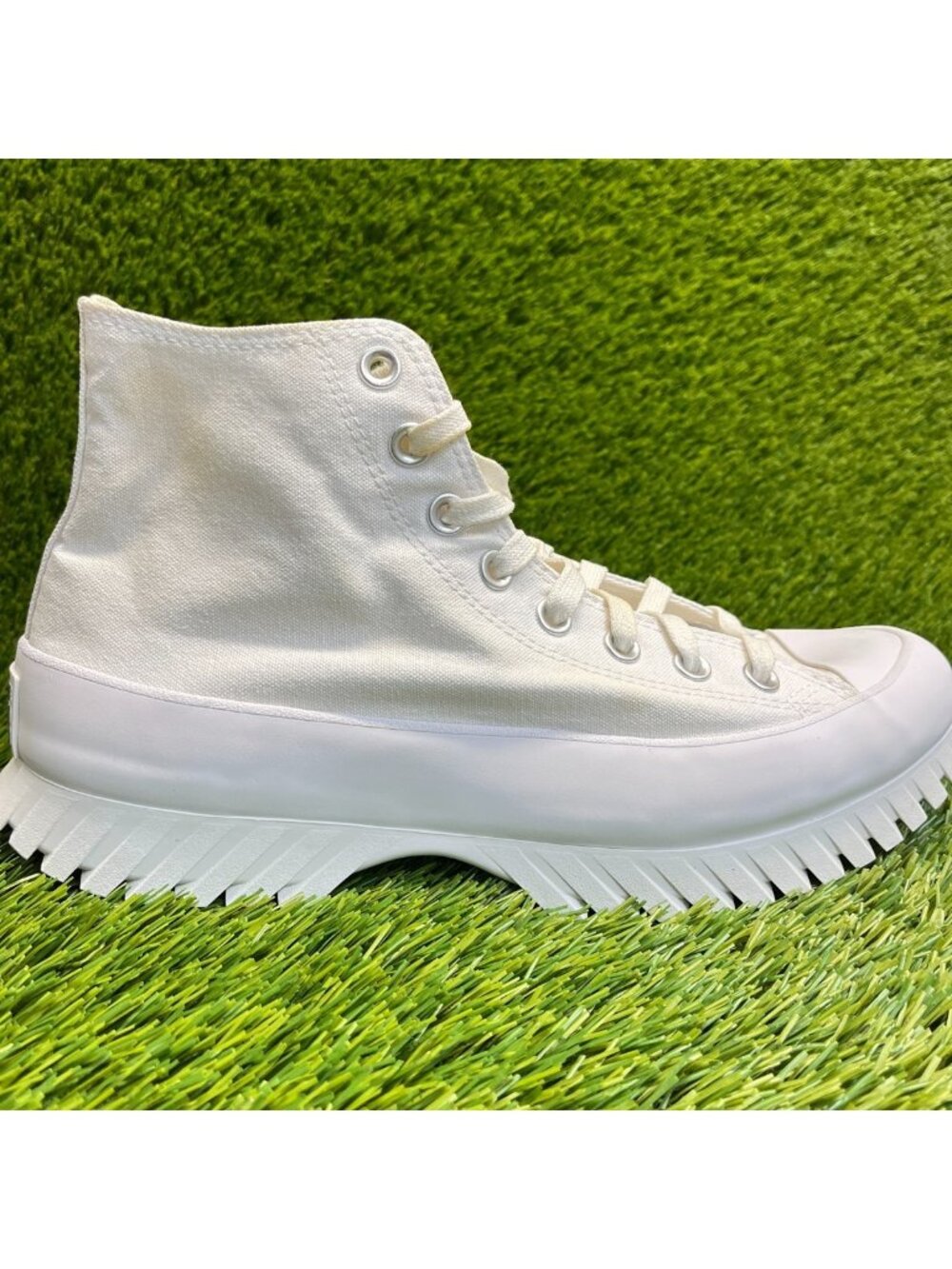Converse Chuck Taylor All‎ Star Lugged 2 Mens Size 8.5 Athletic Shoes Sneakers